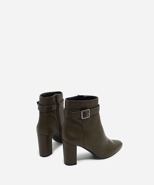 CHARLES & KEITH(チャールズ & キース)の「バックルアンクルブーツ / BUCKLE ANKLE BOOTS(ブーツ・レディース・オリーブ・23.5cm/24.5cm/23cm/25.0cm/22.5㎝)」の5枚目の写真
