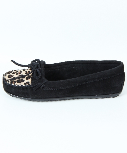 BEAUTY&YOUTH UNITED ARROWS（ビューティーアンドユースユナイテッドアローズ）の「BY ∵MINNETONKA レオパードモカシン ◆（モカシン/デッキシューズ・レディース・ブラック/ダークブラウン・5/6/7/8）」の5枚目の写真