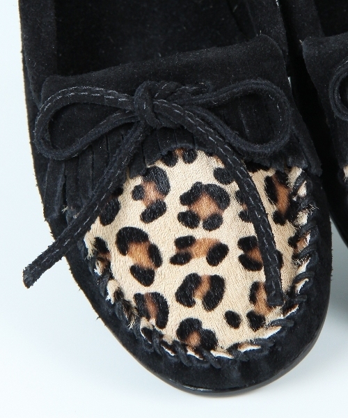 BEAUTY&YOUTH UNITED ARROWS（ビューティーアンドユースユナイテッドアローズ）の「BY ∵MINNETONKA レオパードモカシン ◆（モカシン/デッキシューズ・レディース・ブラック/ダークブラウン・5/6/7/8）」の7枚目の写真