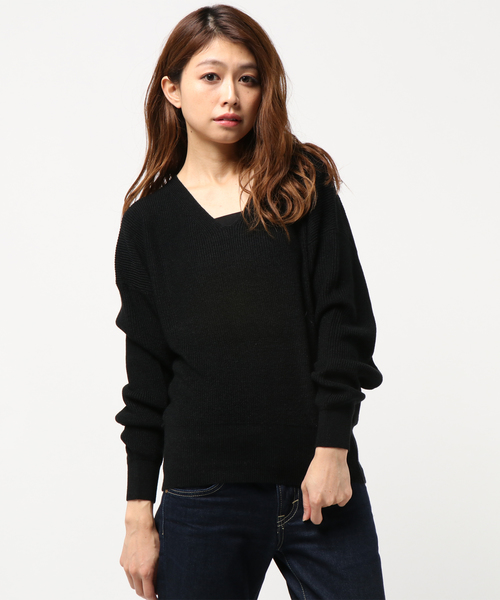 earth music&ecology（アースミュージックアンドエコロジー）の「・リブVネックニットプルオーバー（ニット/セーター・レディース・ブラック/スモークピンク/アイボリー/ライトグレー・FREE）」の7枚目の写真