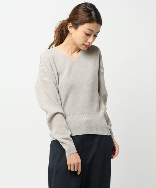 earth music&ecology（アースミュージックアンドエコロジー）の「・リブVネックニットプルオーバー（ニット/セーター・レディース・ブラック/スモークピンク/アイボリー/ライトグレー・FREE）」の3枚目の写真