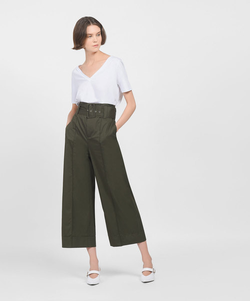 CHARLES & KEITH(チャールズ & キース)の「メリージェーンスリングバックヒール / MARY JANE SLINGBACK HEELS(ローファー・レディース・ブラック/オレンジ/ホワイト・23cm/25cm/24.5cm/23.5cm/25.5cm/22.5cm)」の18枚目の写真
