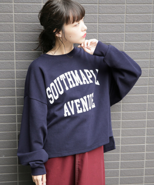 LOWRYS FARM（ローリーズファーム）の「ユルロゴプリントプルオーバー　808505（Tシャツ/カットソー・レディース・パープル/ブラウン/カーキ/アイボリー/ネイビー・FREE）」の4枚目の写真