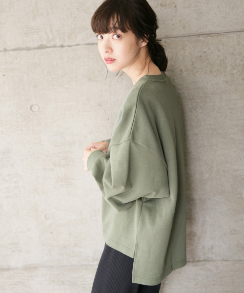 LOWRYS FARM（ローリーズファーム）の「ユルロゴプリントプルオーバー　808505（Tシャツ/カットソー・レディース・パープル/ブラウン/カーキ/アイボリー/ネイビー・FREE）」の11枚目の写真