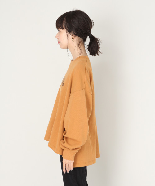 LOWRYS FARM（ローリーズファーム）の「ユルロゴプリントプルオーバー　808505（Tシャツ/カットソー・レディース・パープル/ブラウン/カーキ/アイボリー/ネイビー・FREE）」の13枚目の写真