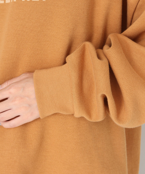 LOWRYS FARM（ローリーズファーム）の「ユルロゴプリントプルオーバー　808505（Tシャツ/カットソー・レディース・パープル/ブラウン/カーキ/アイボリー/ネイビー・FREE）」の17枚目の写真