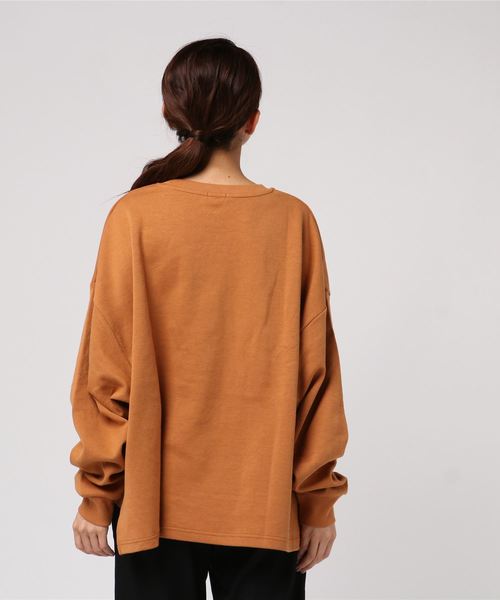 LOWRYS FARM（ローリーズファーム）の「ユルロゴプリントプルオーバー　808505（Tシャツ/カットソー・レディース・パープル/ブラウン/カーキ/アイボリー/ネイビー・FREE）」の7枚目の写真