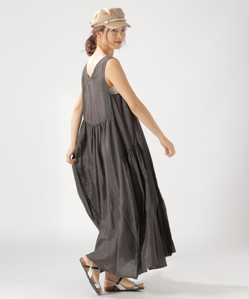 BAYFLOW(ベイフロー)の「ティアードワンピース(ワンピース・レディース・ブラウン/ボルドー/チャコール・FREE)」の6枚目の写真