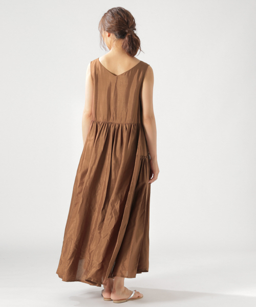 BAYFLOW(ベイフロー)の「ティアードワンピース(ワンピース・レディース・ブラウン/ボルドー/チャコール・FREE)」の12枚目の写真