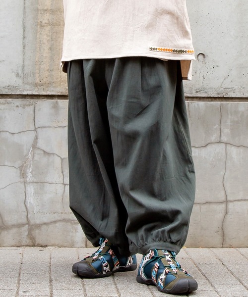 チャイハネ Yul ギャザーバルーンmen Sパンツ パンツ チャイハネ チャイハネ のファッション通販 Zozotown