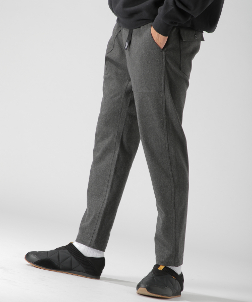 BAYFLOW（ベイフロー）の「ニットツイルベーカーパンツ（その他パンツ・メンズ・グレー/チャコール・SMALL/MEDIUM/LARGE）」の8枚目の写真