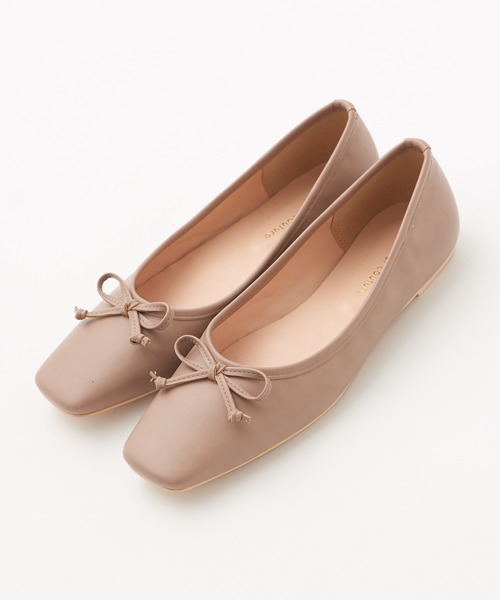 natural couture(ナチュラルクチュール)の「スクエアトゥバレエシューズ(バレエシューズ・レディース・ブラック/アイボリー/モカ・S/M/L)」の1枚目の写真