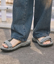 AiRS（エアーズ）の「AiRS/エアーズ 別注 スポーティーストラップ ベルクロサンダル（サンダル）」