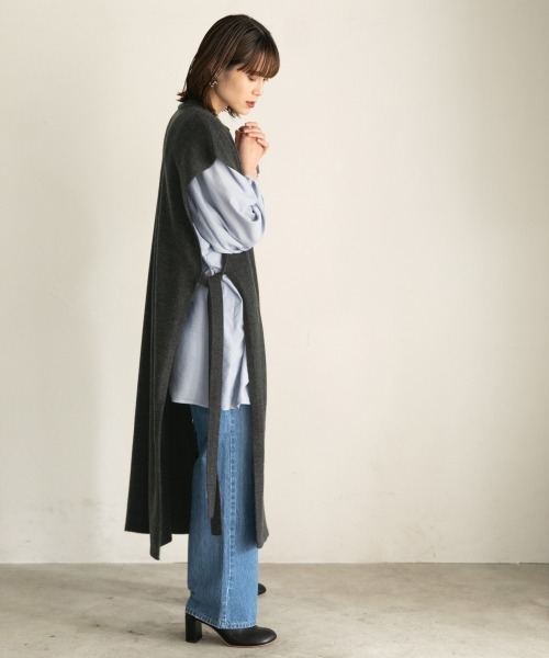 LOWRYS FARM（ローリーズファーム）の「ニットボタンベストワンピース　895451（ワンピース・レディース・ホワイト/ブラック/ブラウン・FREE）」の13枚目の写真