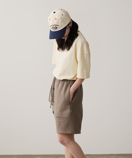 FOG ESSENTIALS（エフオージーエッセンシャルズ）の「FOG ESSENTIALS/エッセンシャルズ ESSENTIALS LOGO SS TEE 半袖Tシャツ バックロゴ 大きめサイズ（Tシャツ/カットソー・メンズ・グレー/ブラック/クリーム・XL/L/M/S/XXL）」の20枚目の写真