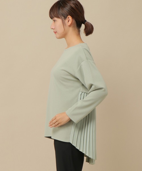 ikka(イッカ)の「バックプリーツプルオーバー(Tシャツ/カットソー・レディース・ベージュ/ブルー/グリーン/ブラック・M/L)」の6枚目の写真
