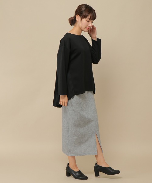 ikka(イッカ)の「バックプリーツプルオーバー(Tシャツ/カットソー・レディース・ベージュ/ブルー/グリーン/ブラック・M/L)」の15枚目の写真