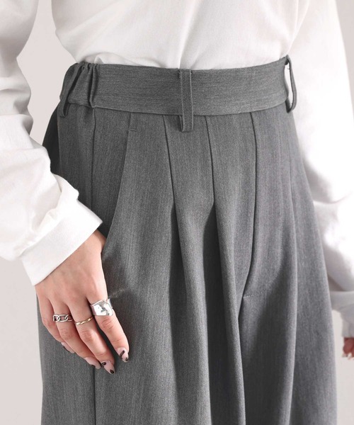 セール】大人の美人魅せ。杢調ダーツ入りハイウエストセミワイドパンツ