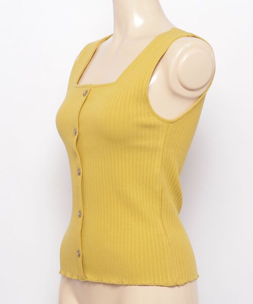 WEGO（ウィゴー）の「WEGO/リブフロントボタンタンクトップ（タンクトップ・レディース・ブラック/ホワイト/イエロー/ライトブラウン/オレンジ/ライム/カーキ/ブルー系その他・FREE）」の11枚目の写真