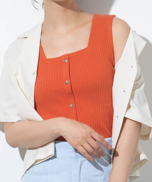 WEGO（ウィゴー）の「WEGO/リブフロントボタンタンクトップ（タンクトップ・レディース・ブラック/ホワイト/イエロー/ライトブラウン/オレンジ/ライム/カーキ/ブルー系その他・FREE）」の8枚目の写真