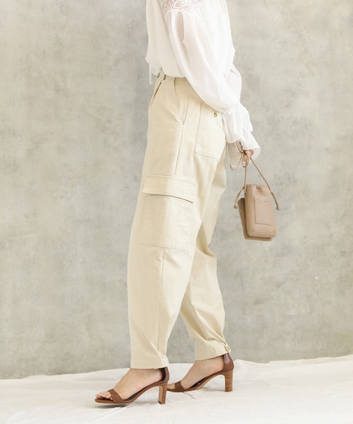 Gready Brilliant（グレディブリリアン）の「Ｃｐｕ裾タブカーゴ（カーゴパンツ・レディース・アイボリー/カーキ・38）」の16枚目の写真