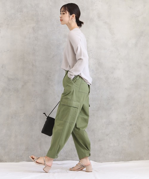 Gready Brilliant（グレディブリリアン）の「Ｃｐｕ裾タブカーゴ（カーゴパンツ・レディース・アイボリー/カーキ・38）」の21枚目の写真
