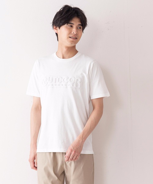 OUTDOOR PRODUCTS APPAREL(アウトドアプロダクツアパレル)の「エンボスブランドロゴTシャツ 同色プリント ユニセックス(Tシャツ/カットソー・メンズ・ホワイト/ベージュ/カーキ/ダークブルー/ブラック/ダークグリーン/ブラウン/ネイビー/ダークベージュ・SMALL/MEDIUM/LARGE/X-LARGE)」の3枚目の写真