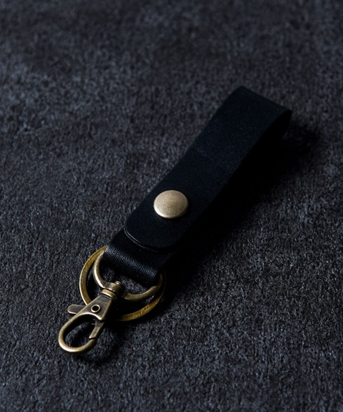 CALIFORNIA OUTFITTERS(カリフォルニア アウトフィッターズ)の「栃木レザーキーホルダー(キーホルダー・メンズ・ブラック/ブラウン/チョコ/ナチュラル/グリーン/ターコイズブルー/レッド/レンガ/ライトブラウン・ONE SIZE)」の2枚目の写真