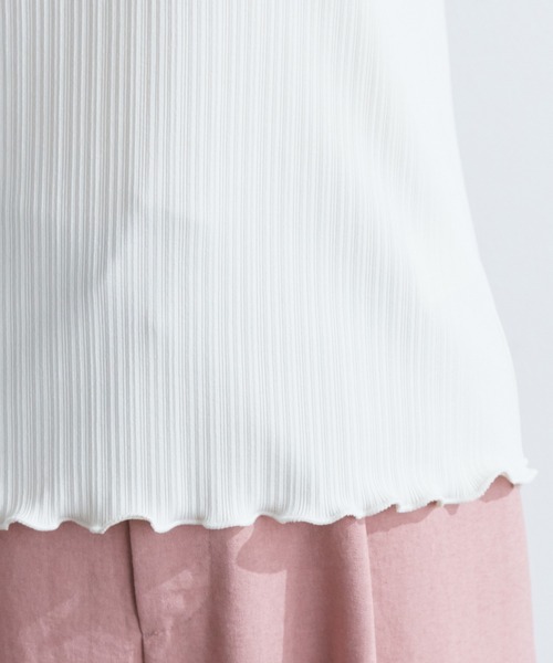 VIS（ビス）の「【洗濯機可】大人フリルですっきり見え。ランダムテレコプルオーバー（Tシャツ/カットソー・レディース・チャコールグレー/オフホワイト/ピンク・FREE）」の8枚目の写真