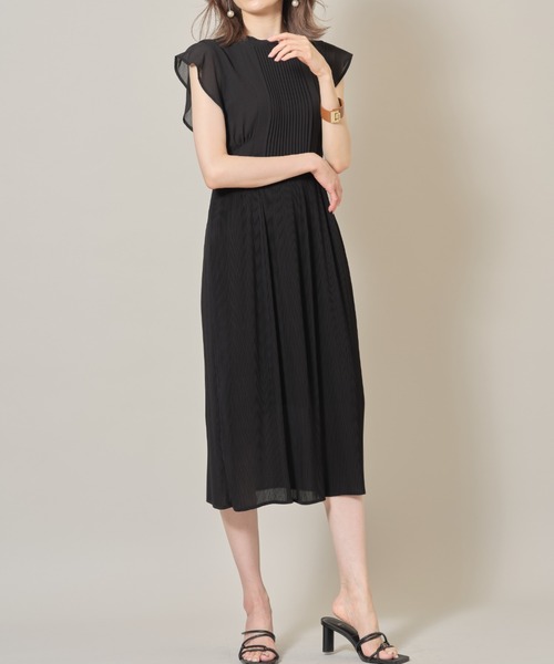 &. NOSTALGIA(アンドドットノスタルジア)の「ピンタックプリーツロングワンピース(ワンピース・レディース・ブラック/グレイッシュブルー・FREE)」の9枚目の写真