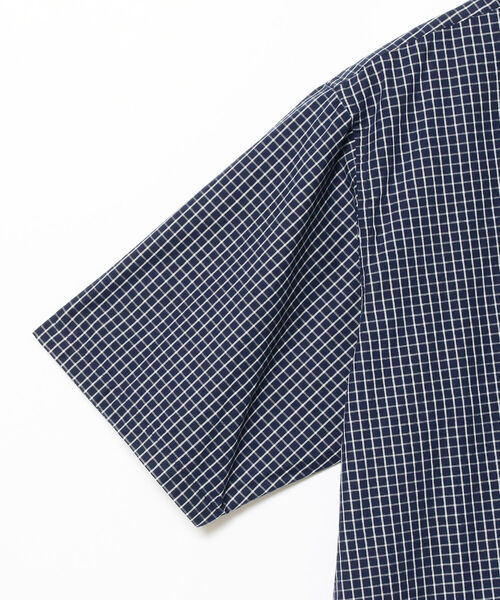 BEAMS（ビームス）の「BEAMS / インディゴ チェック イージー ボタンダウンシャツ（Tシャツ/カットソー・メンズ・ネイビー/インディゴブルー・SMALL/MEDIUM/LARGE/X-LARGE）」の17枚目の写真