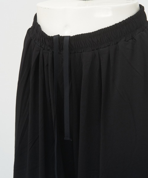 AS KNOW AS de base（アズノゥアズドゥバズ）の「お花レーシーペチコートパンツ（その他パンツ・レディース・オフホワイト/グレー/ブラック・FREE）」の10枚目の写真