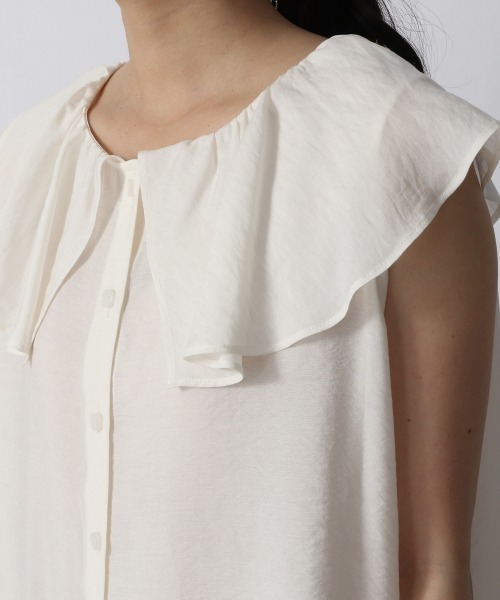 LOWRYS FARM（ローリーズファーム）の「フリルブラウスノースリーブ　952515（シャツ/ブラウス・レディース・ブラック/アイボリー/パープル/グリーン・FREE）」の9枚目の写真