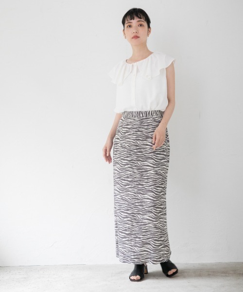 LOWRYS FARM（ローリーズファーム）の「フリルブラウスノースリーブ　952515（シャツ/ブラウス・レディース・ブラック/アイボリー/パープル/グリーン・FREE）」の19枚目の写真