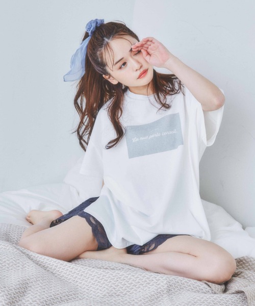 REVEYU(レブユー)の「REVEYU/Sleep on it BIGTシャツ(Tシャツ/カットソー・レディース・ブラック/オフホワイト/ブルー/グリーン系その他/ライトピンク・FREE)」の3枚目の写真