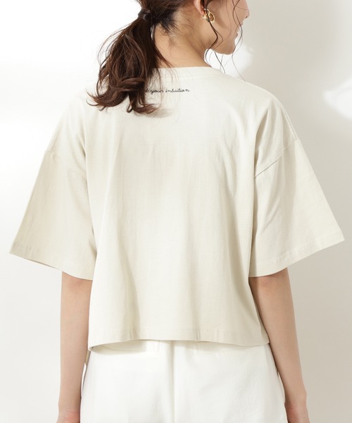 N.(N. Natural Beauty Basic)(エヌエヌナチュラルビューティーベーシック)の「ニュアンスプリントTシャツ(Tシャツ/カットソー・レディース・ホワイト/ベージュ・MEDIUM)」の14枚目の写真