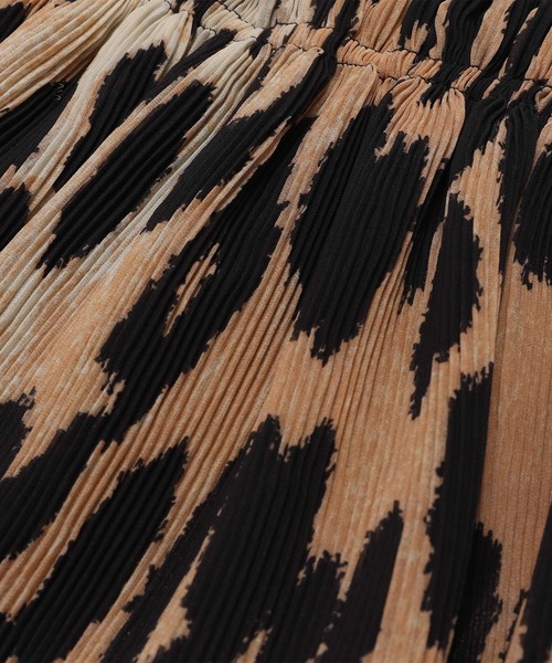 GANNI（ガニー）の「GANNI STRAP TOP F5857（タンクトップ・レディース・レオパード・36）」の4枚目の写真