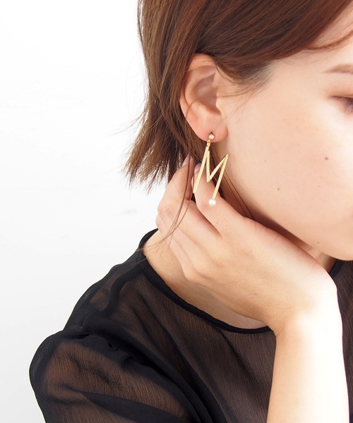 SALON（サロン）の「【 SALON / サロン 】 オリジナル手書き風イニシャル アシンメトリーピアス ★（ピアス（両耳用）・レディース・A/C/E/H/K/M/N/R/S/T/Y・FREE）」の18枚目の写真