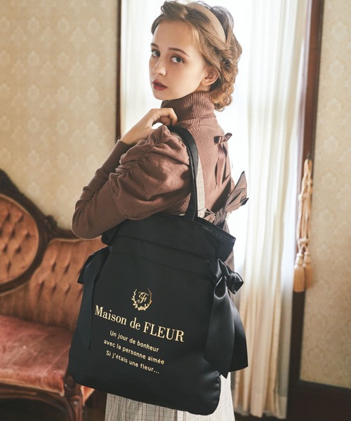 Maison de FLEUR（メゾンドフルール）の「ダブルリボントートバッグ（トートバッグ・レディース・ブラック/ネイビー/ブルー/ピンク系その他3/スモーキーグリーン系・FREE）」の2枚目の写真