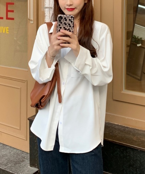 yuue' ( wear )（ユーイ）の「オーバーサイズ シンプルロングスリーブシャツ（シャツ/ブラウス・レディース・ホワイト/ベージュ/ブルー・FREE）」の7枚目の写真