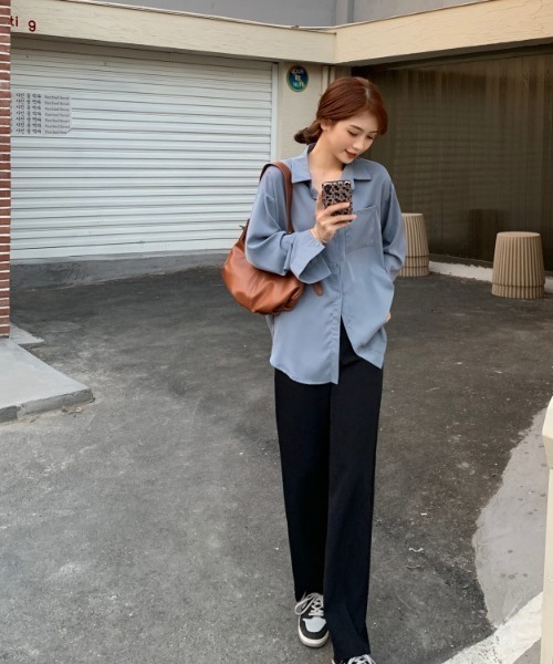 yuue' ( wear )（ユーイ）の「オーバーサイズ シンプルロングスリーブシャツ（シャツ/ブラウス・レディース・ホワイト/ベージュ/ブルー・FREE）」の15枚目の写真