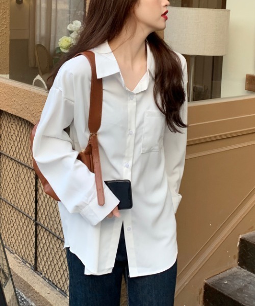 yuue' ( wear )（ユーイ）の「オーバーサイズ シンプルロングスリーブシャツ（シャツ/ブラウス・レディース・ホワイト/ベージュ/ブルー・FREE）」の17枚目の写真