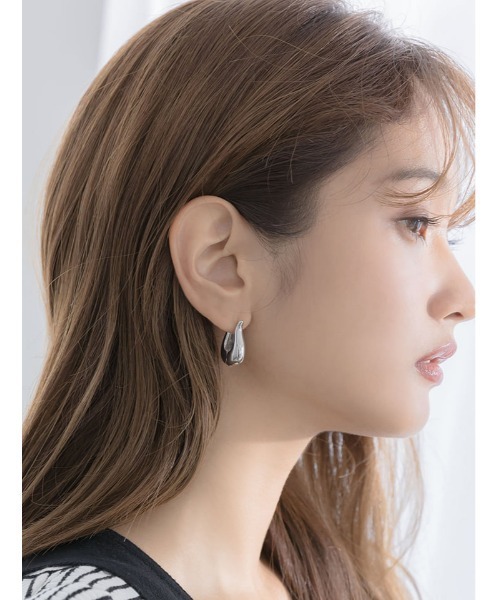 fifth（フィフス）の「ミニフープピアス（ピアス（両耳用）・レディース・ゴールド/シルバー・FREE）」の9枚目の写真