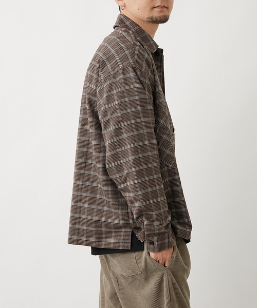 COLONY 2139（コロニートゥーワンスリーナイン）の「チェック柄シャツ ※ユニセックス対応（シャツ/ブラウス・メンズ・ブラック/ブラウン・MEDIUM/LARGE）」の11枚目の写真