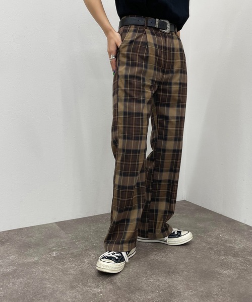 apres jour mignon（アプレジュールミニョン）の「チェックストレートパンツ【SETUP着用可能】【ZOZOTOWN限定アイテム】（その他パンツ・レディース・ベージュ/カーキ/ブラウン系その他・SMALL/MEDIUM/X-LARGE）」の21枚目の写真