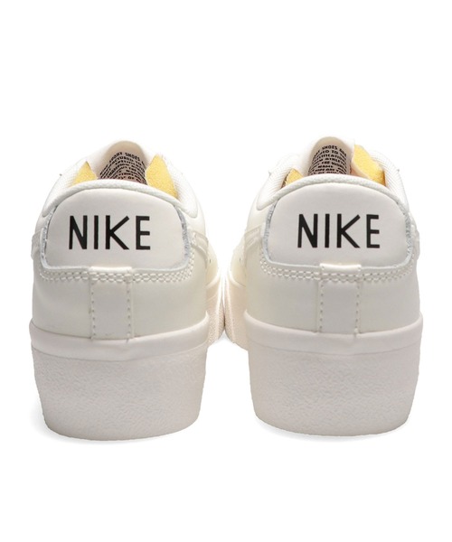 NIKE(ナイキ)の「NIKE W BLAZER LOW PLATFORM / ナイキ ウィメンズ ブレーザー LOW プラットフォーム 【SP】(スニーカー・レディース・ホワイト・25.0cm/24.5cm/24.0cm/23.5cm/23.0cm)」の6枚目の写真