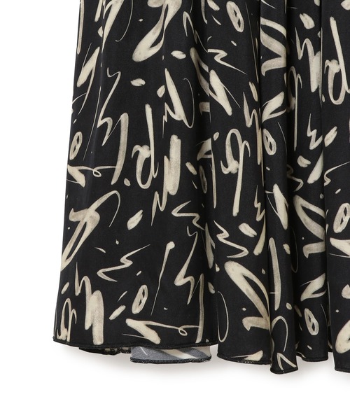 ADAM ET ROPE'(アダムエロペ)の「ラウンド切替ティアードスカート(スカート・レディース・ブラック/ピンク/ブラック系その他・FREE)」の6枚目の写真