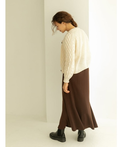 fifth（フィフス）の「ケーブルニットカーディガン（カーディガン/ボレロ・レディース・パープル/モカ/ライトベージュ・MEDIUM）」の22枚目の写真