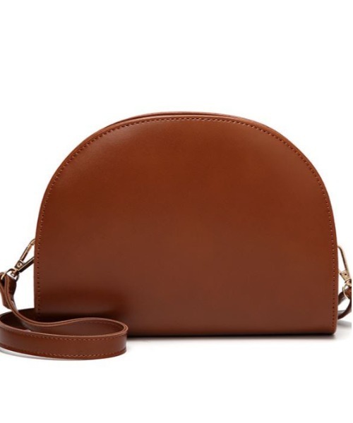 MAISON BREEZE（メゾンブリーズ）の「【MAISON BREEZE】M.B.Zハーフムーンショルダー KNF（ショルダーバッグ・レディース・ブラック/ワイン/ブラウン・FREE）」の4枚目の写真