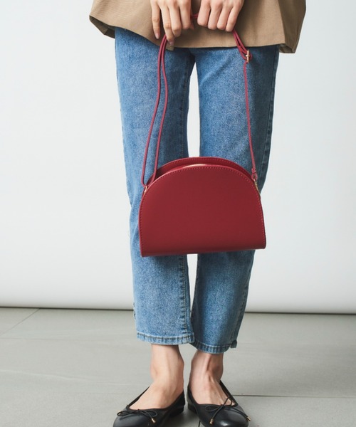 MAISON BREEZE（メゾンブリーズ）の「【MAISON BREEZE】M.B.Zハーフムーンショルダー KNF（ショルダーバッグ・レディース・ブラック/ワイン/ブラウン・FREE）」の14枚目の写真